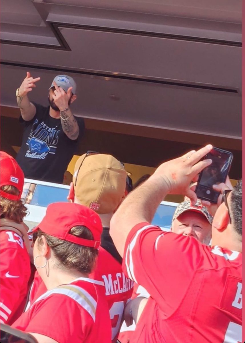 .@Eminem at the game today. Full on mood!