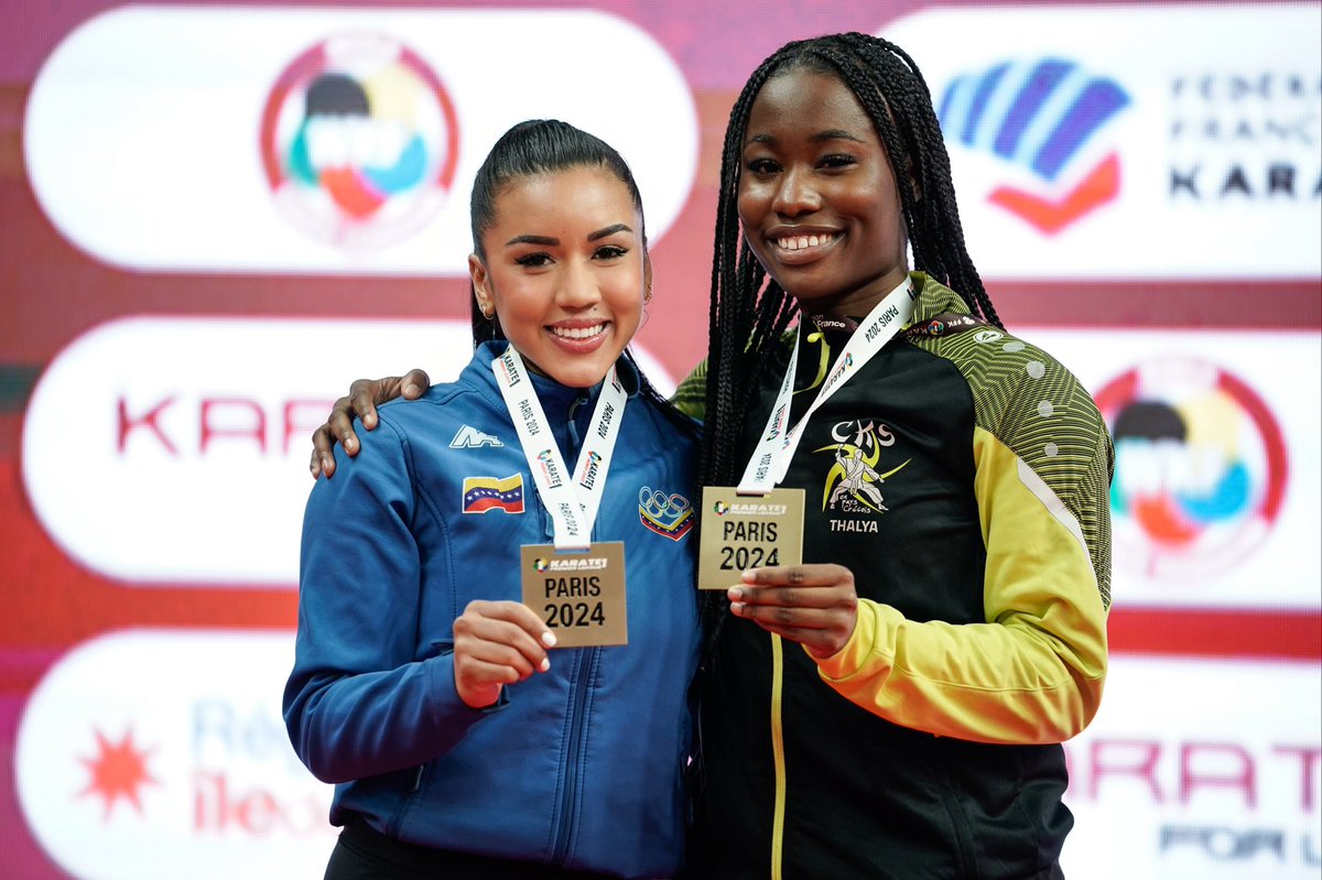 Yorgelisalazarr's tweet photo. Face your fears.
I knew that one day I would get here.😭

Thanks God, GOLD medal at K1 Premier League 
Paris 2024🇫🇷🥇😭

Thanks to my coach, my family and my team.💛💚
@urbankarateteam https://t.co/fT0TRAX0xa