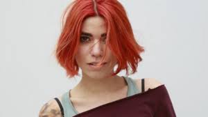 Sen kirli Sepeti misin yoksa Avlu dan devam mı edeceksin Azra Kaya 
#KirliSepeti