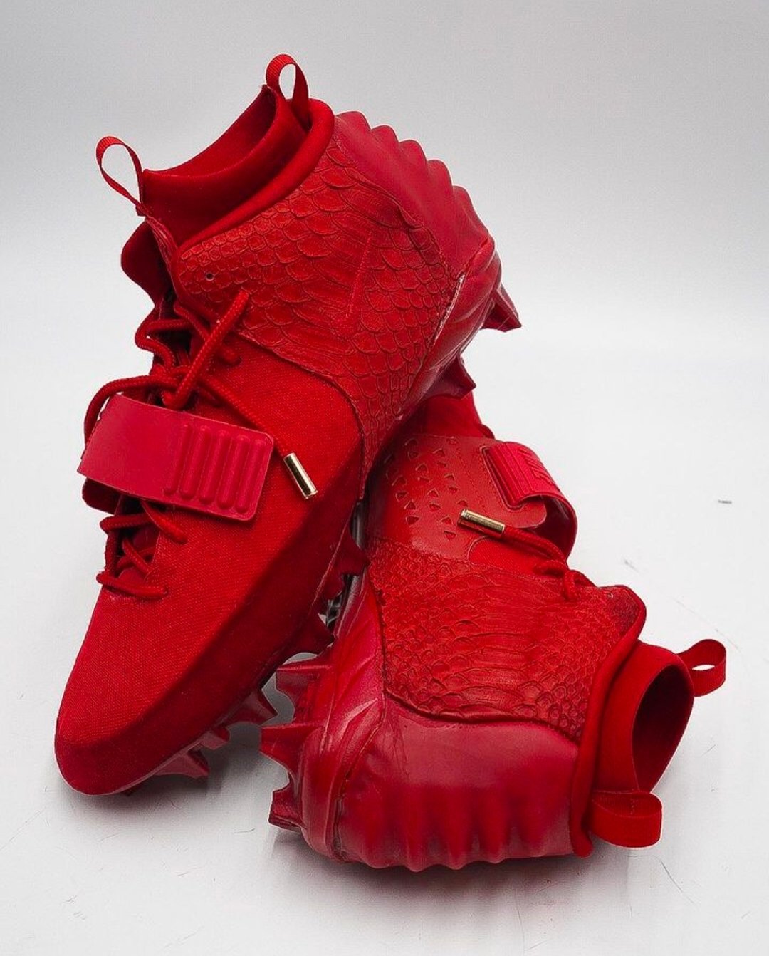 Sneaker Visionz on X Nike Air Yeezy 2 Red October Custom Cleats https t miGRtbiGLh X