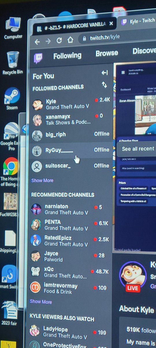 OneSkinnyKing's tweet image. Every single time Xanamayx goes live on @Twitch 
She has 0 viewers, yet talks to the camera the whole time.
This is for at least the last 2 years.
1 viewer, tops.
#creeksquad 
@UpchurchRHEC 
#rhec

Is she communicating secretly with others?