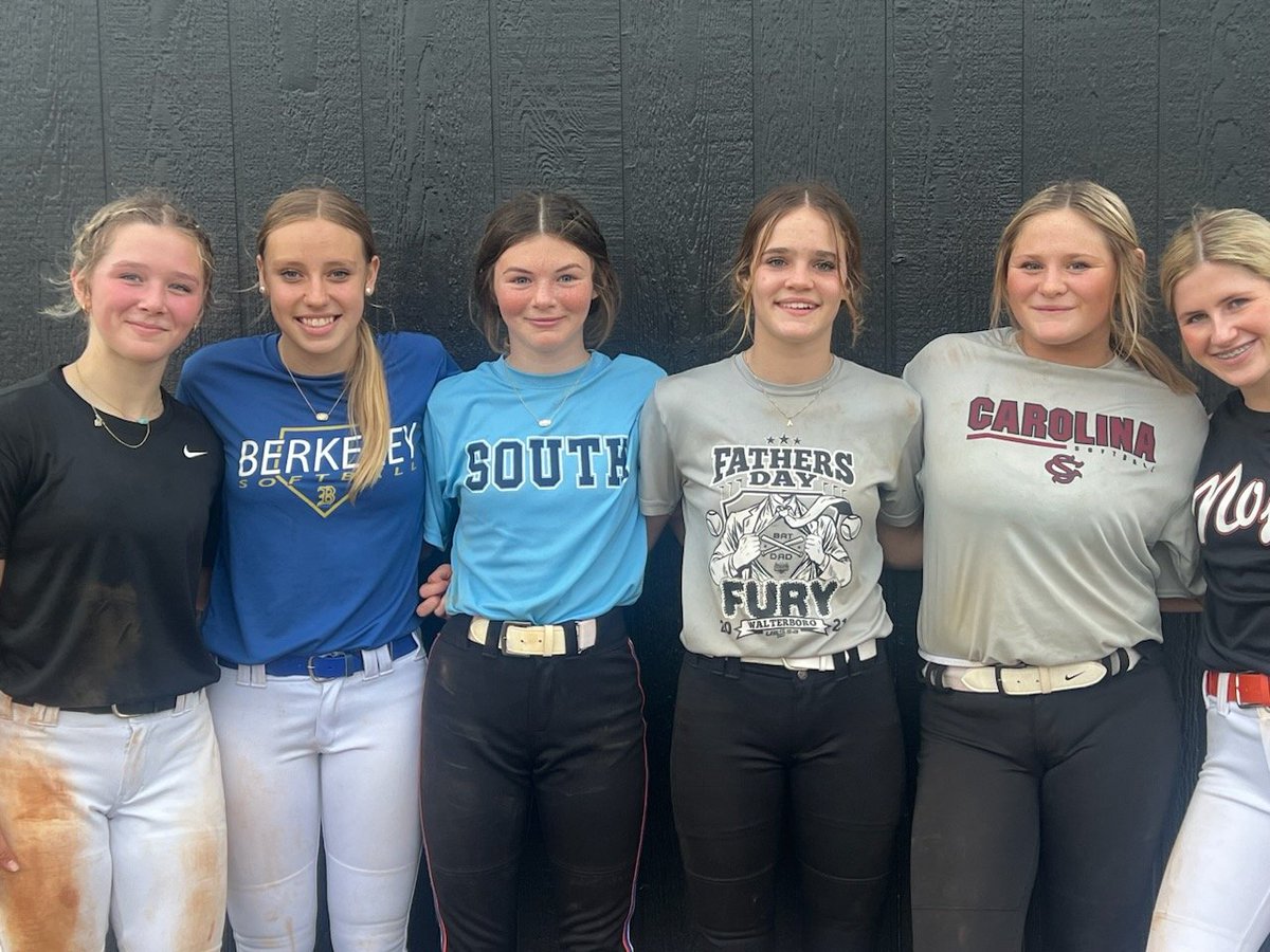 Hay_Carner's tweet image. I'm missing some from our pic, but good luck to all of my  @MojoRWZ girls with tryouts coming this week. Go be great and show everyone how hard we have been working! #Ⓜ️ojo Ⓜ️indset
#Neveroutworked @Mojo_Carolinas
@JRWZ5205 @SoftballDown @PTA_Pinnacle @D1Softball