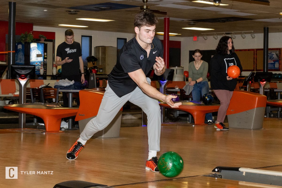 DailyCollegian's tweet photo. Strike 🎳 https://t.co/Mn4xrgC5bO