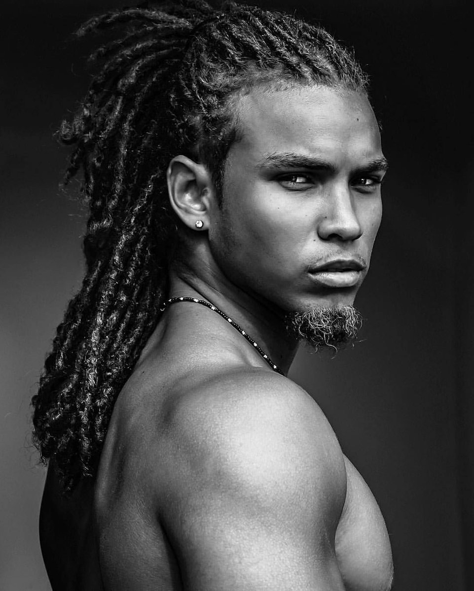 blackhairsalons's tweet photo. #Strategic thought #GamesMen thinkers with running roles to advance their team. © dmp 2016
#Pass: Privileged access sacred systems. © dmp 2016
Syncopated rhythms of surround high pitch drum beat sounds nostalgia our news #notes with verbs of presence #nouns. © dmp 2017 https://t.co/aFPNzjrWVX