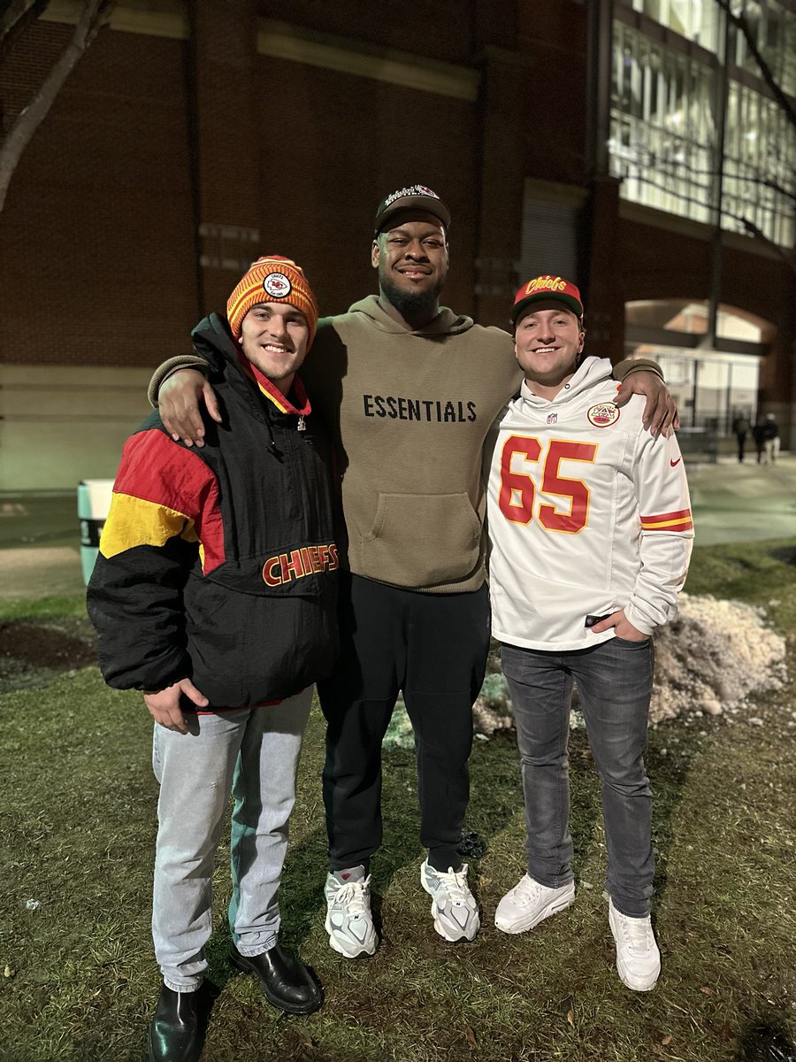 USJ Reunion!!! Go Chiefs!!!