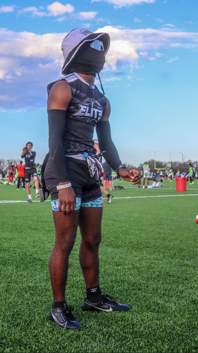 New year new beginning💪🏾 ⁦<a href="/RealCoachK/">Chris Kokell</a>⁩ ⁦@DB__God⁩ ⁦<a href="/DeionSanders/">COACH PRIME</a>⁩ ⁦<a href="/Coach_Norvell/">Mike Norvell</a>⁩ ⁦<a href="/Coach_JLove/">JLove</a>⁩ ⁦<a href="/MikeCoachk/">Mike Krzyzewski</a>⁩