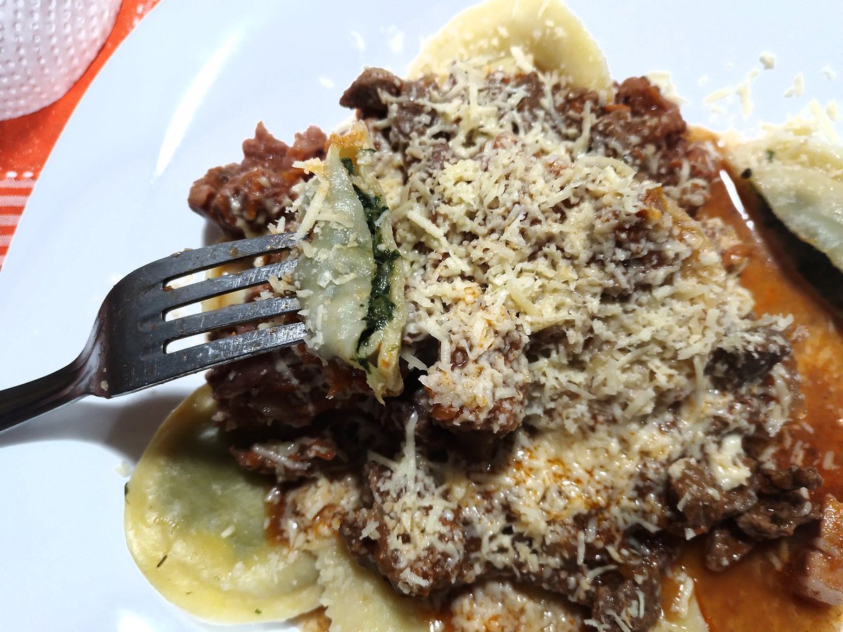 ColoSenguer's tweet photo. Pastas caseras
#Raviones.
#Sorrentinos
#Tallarines
Se paso la cocinera laaa https://t.co/aRJ07NBdIB