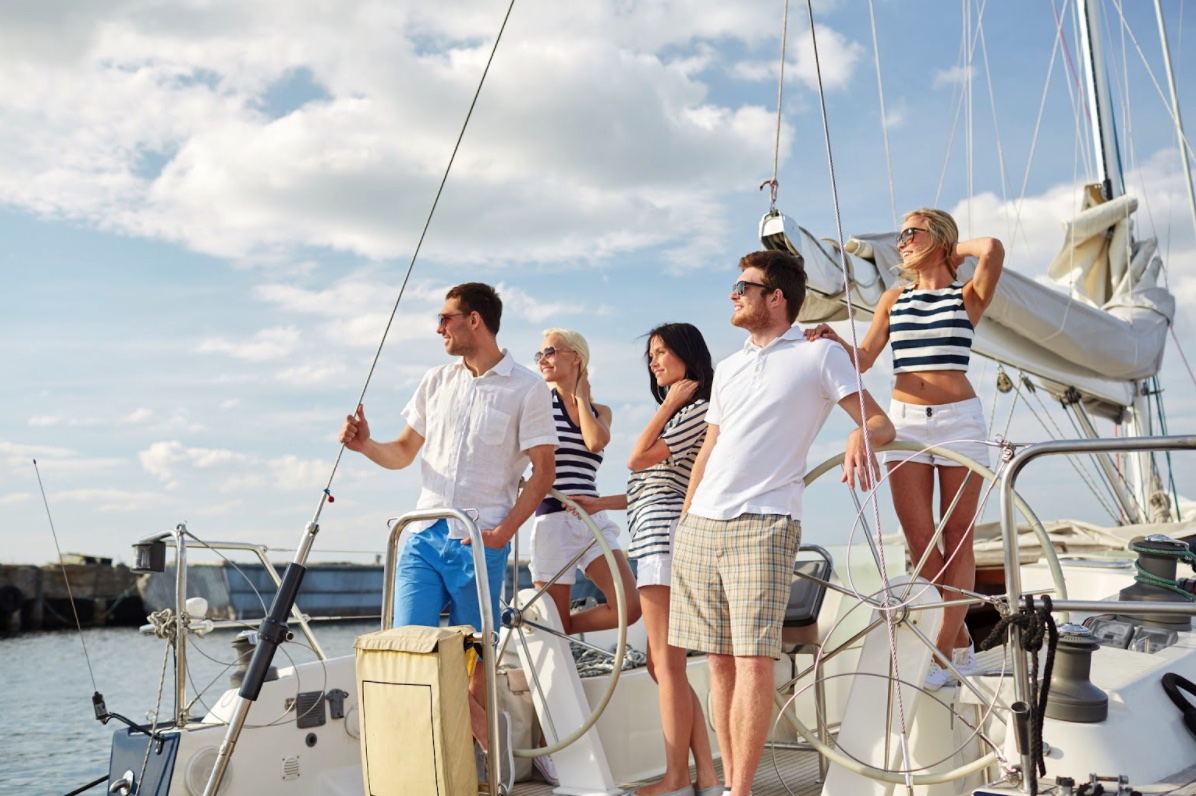 Team building retreats can help bring people together. Hosting a corporate retreat is the perfect opportunity to promote collaboration, teamwork and boost employee morale. bit.ly/38y0kQh #NaifProductions #TeamBuilding #CorporateEvents