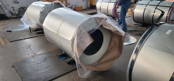 Victori40419232's tweet photo. CAMELSTEEL coils packing #CAMELSTEEL #steelcoils #manufacturer #supplier #SouthAfrica #Kenya #Zimbabwe #Zimbia #Tanzania #Ghana #mabati #roofing #chromadek #ibrsheet #roofingsheet #steelplate https://t.co/PRiOCA66sX