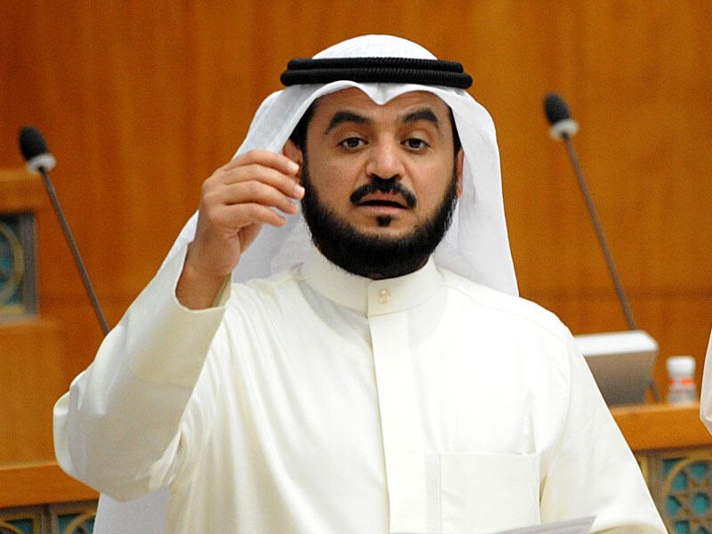 النائب محمد الحويلة : 
• لجنة الداخلية والدفاع ستدعو الشيخ فهد اليوسف والمختصين لمناقشة التدابير الأمنية بالبلاد لمواجهة المخاطر .