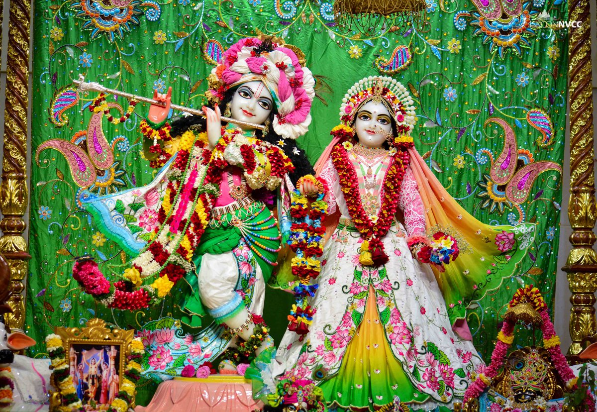 ISKCONPune's tweet photo. 🗓29-01-2024🙏🌷Today's Darshan🌷
🌷Sri Sri Radhavrindavanchandra🌷
🚩@ISKCONNVCCPune🚩
.
.
#29thjanuary #29thjanuary2024 #ISKCONNVCC
#ISKCONPune #ISKCON #ISKCONNVCCPune #PUNE
#DailyDarshan #Monday #photographychallenge
#bestphotochallenge #BestPhotographyChallenge https://t.co/DnRngQhbP3