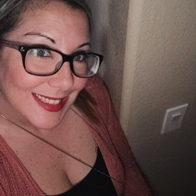 Geniegurl's tweet photo. #NewProfilePic https://t.co/L3XxUXok3o