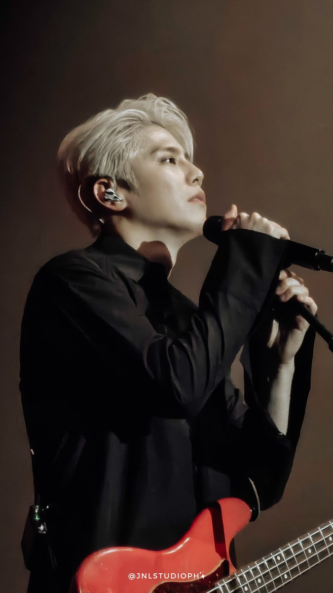~I feel cold on the inside
But your warmth warms me up
Baby, I'm falling for you~
ILY 

The Rose Jaehyeong at Dawn To Dusk In Manila Concert, January 2024
#TheRose #더로즈 #DawnToDuskTourInManila #이재형 #jaehyeong