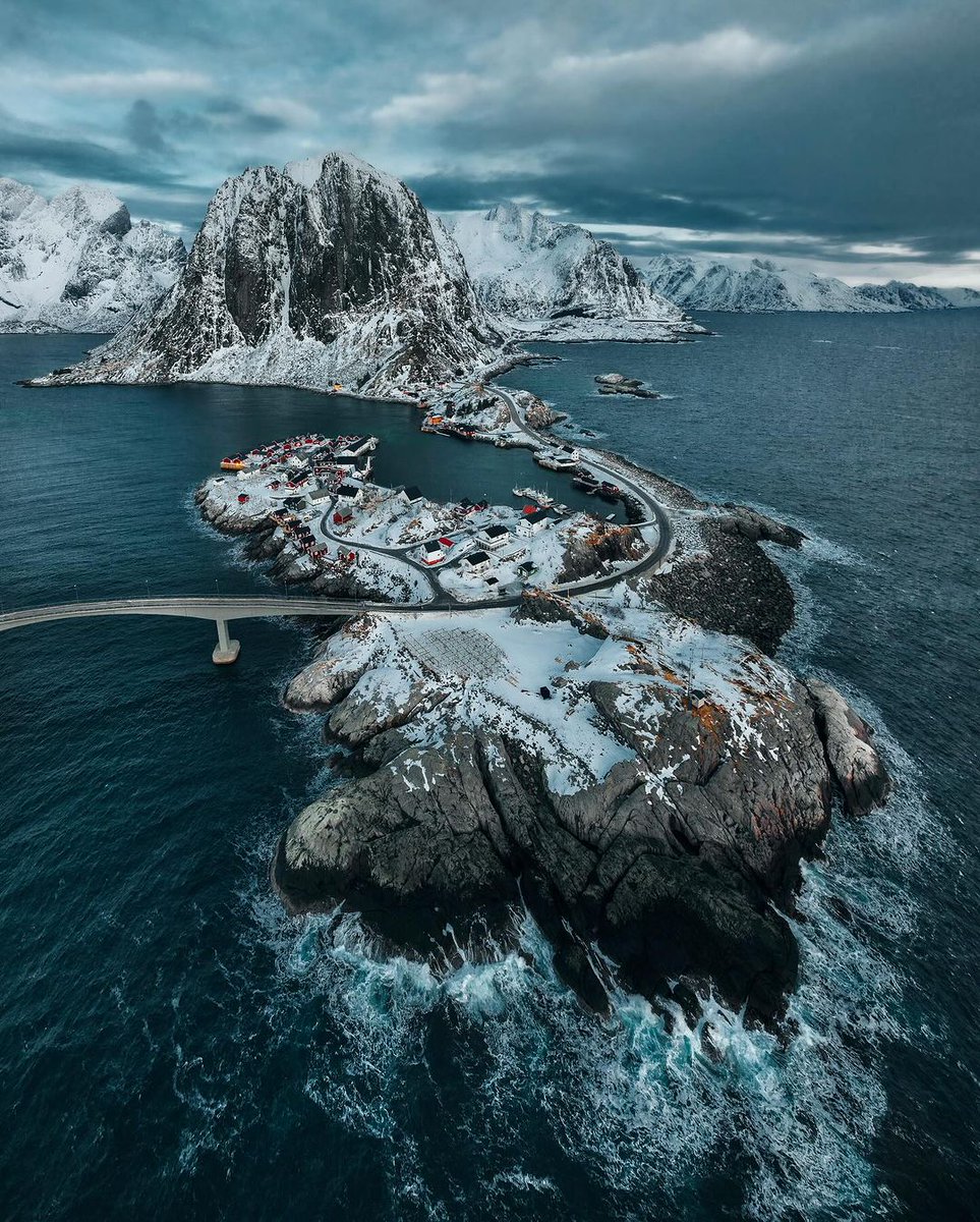 ArchieParris95's tweet photo. The adventure is prepared...
#coaslines #norway #winter #coast #roadtrip #planetearth https://t.co/ARi8y6OKWB