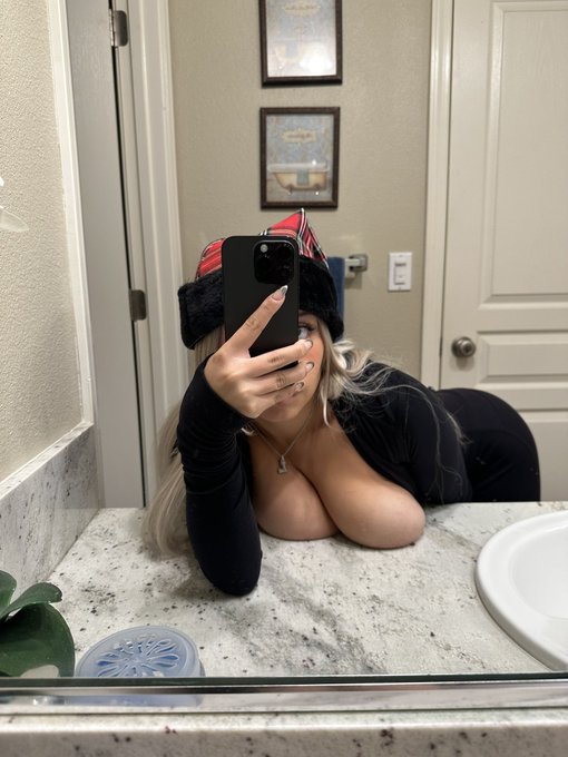 Right here https://t.co/dbCufNR82y