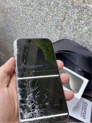 fivekatarina's tweet photo. Welp, there you have it fire emblem fans. Once again Katarina has not made the top 20 of CYL and I was so fucking mad losing again I broke my phone. Katarina means the world to me but now she will never get an alt ever again THANKS A LOT @FE_Heroes_EN https://t.co/9MxQi851CC
