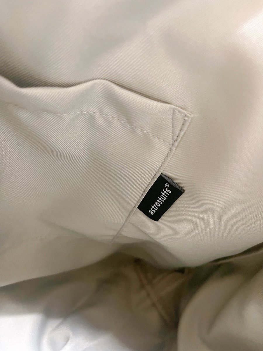 Giggs_GaBJ's tweet image. ชอบมากกกกที่ก้นกระเป๋ามี  “MADE TO LAST FOR EVERYONE”  ด้วยยยย เท่ห์อ่ะ 

#astrostuffs 
#THESIMPLECOLLECTION
#makeitsimple 
#bbrightvc