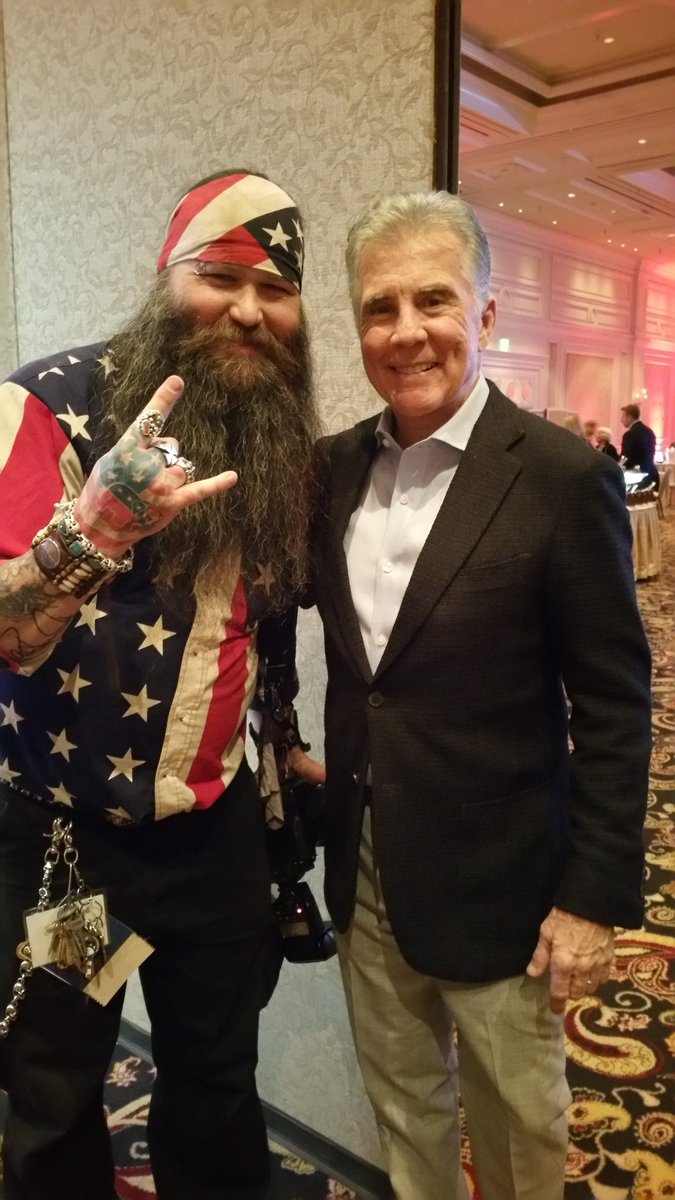 Glad to see @john_walsh back on Fox and #AmericasMostWanted #AMW! If you ever need a Biker for a Reenactment please think of me. it would be an honor to be of service! Thank you for your Service!