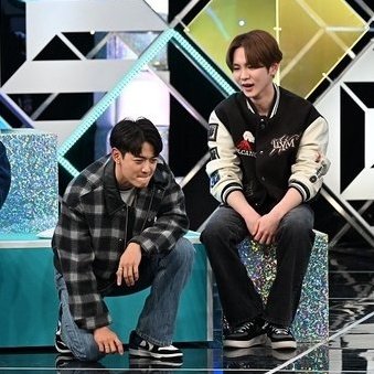 벌써 웃김
                                된다매 할수잇다매
                                   식은 죽 먹기라매
(뭔가 안 풀려서 열받고
창피하고 승부욕생김)