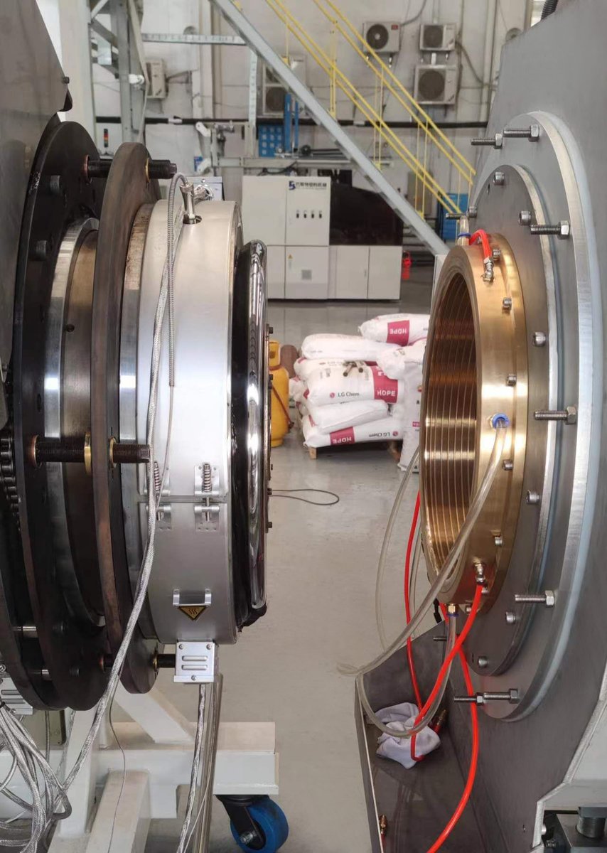 BAST07594104's tweet image. Adjustable die head after production. To better control the prototype, save core die and changeover time, this structure functions.
Website: bastextrusion.com
Email: frank@bestextrusion.com
#pipeextrusion #extrusion #machine #plasticpipe #tube #plasticpipe #pipeline