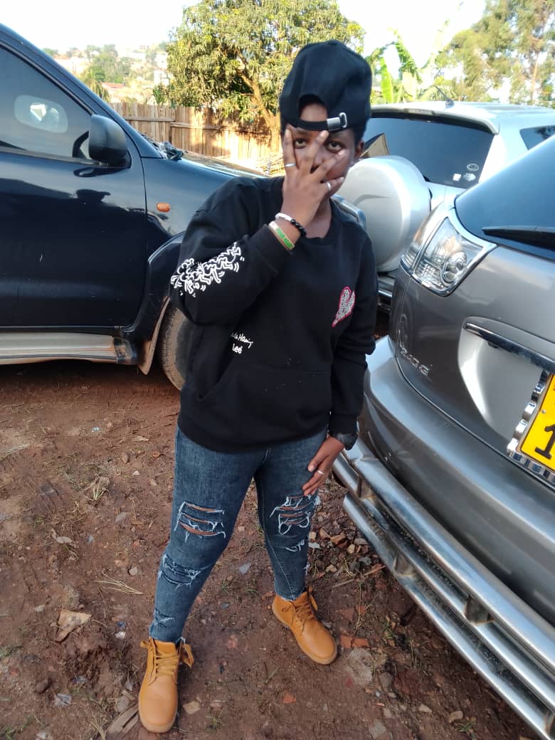 de_licky's tweet photo. Jah bless me https://t.co/bfsCsffg0W