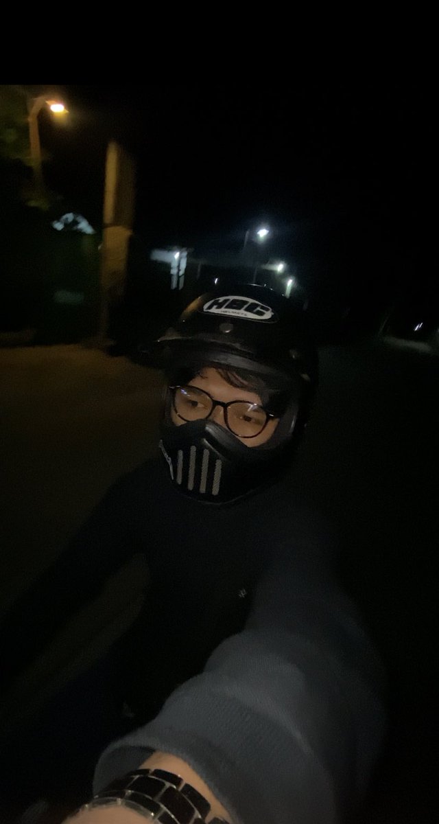 iqfaan's tweet photo. 🌜 https://t.co/Vxa2HPLYMc