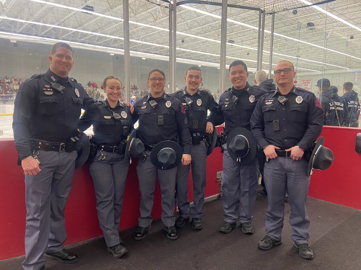 Dropping the puck at <a href="/HuskerHockey/">Nebraska Men's Hockey</a>! Our own hockey-playing-Trooper Ben Nguyen had the honor tonight before the <a href="/Huskers/">Nebraska Huskers</a> hosted Kansas on First Responders Night! 

#GBR!!! #Huskers