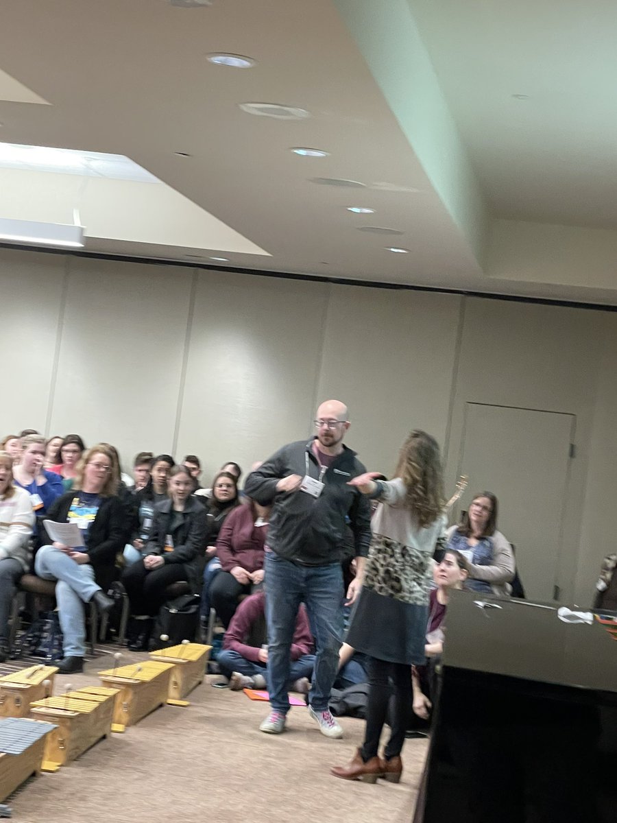 good_music114's tweet photo. @Woodridge68 music teachers take on #imec24 We are so excited to bring back so many great new ideas and activities to our amazing students! @GoodrichSchool @Edgewood68 @WmFMurphy68 @WillowCreek68 @SipleySchool #teachmusic https://t.co/Ogaou5x5Ww