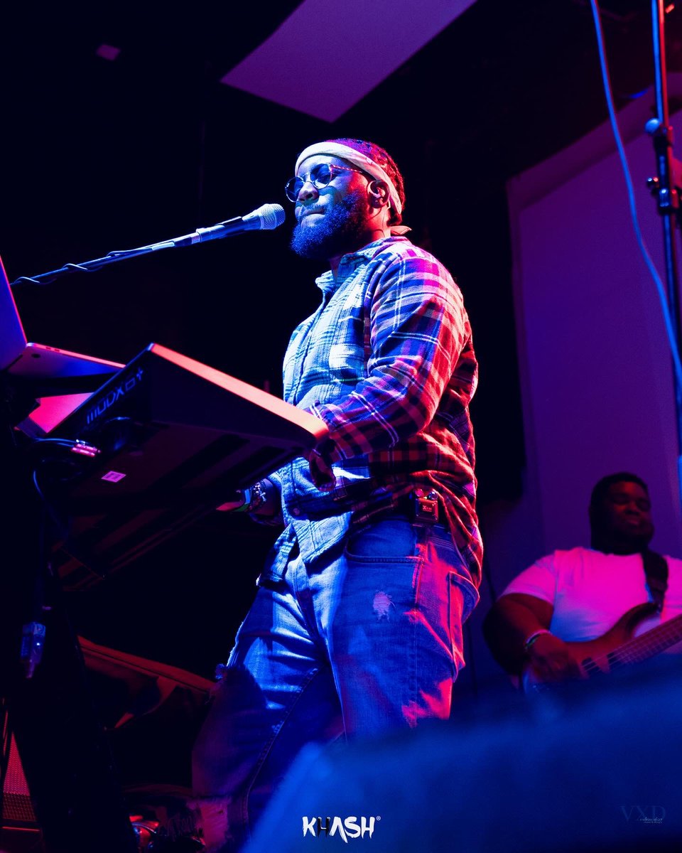 dwetmedamyo's tweet image. My safe space 🙏🏿 🎹 
#dwetmedamyo #khash #theintro #ct