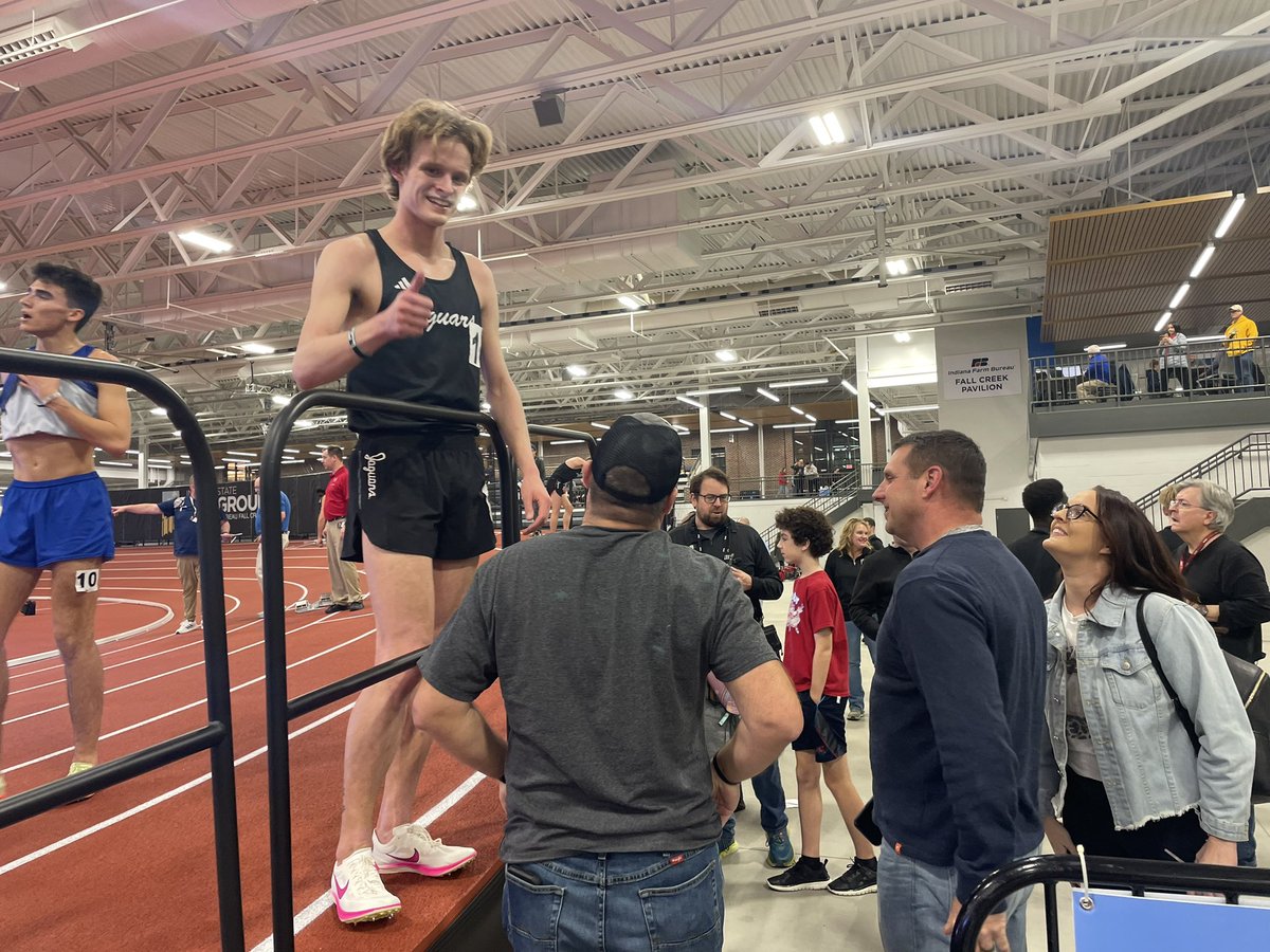 iuindy_mxctf's tweet photo. NEW 5K SCHOOL RECORD‼️‼️

Andrew Whitinger runs a 14:14.71 to break Eric Hoffman’s previous mark of 14:16.21

@IUPUIJaguars https://t.co/ElfeYBgAXw