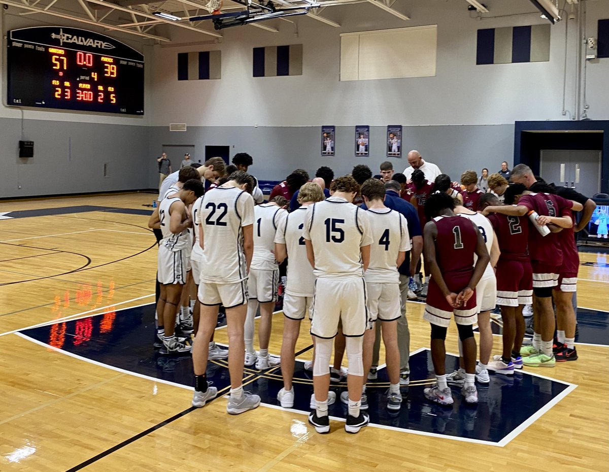 brucearector's tweet photo. Enjoyed a great high school basketball game tonight and admire how afterward Clearwater’s Calvary Christian and Tampa’s Brooks DeBartolo players and coaches gathered together to keep it all in perspective. #supporthsathletics #OurYouthOurFuture #brucerectorformayor https://t.co/LEZD7sICvJ