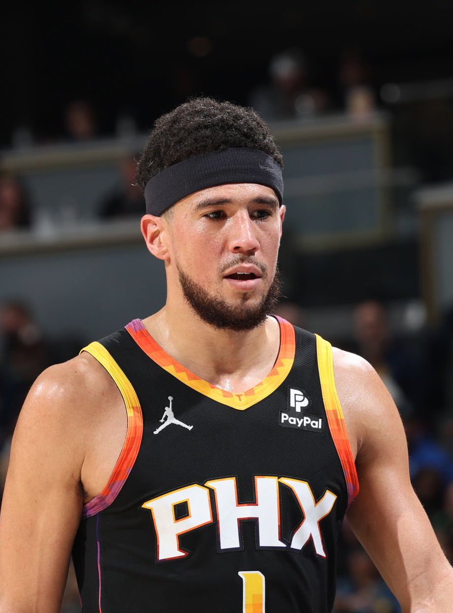 TheDunkCentral's tweet image. Devin Booker tonight: 

62 points 
5 rebounds 
4 assists 
59% FG