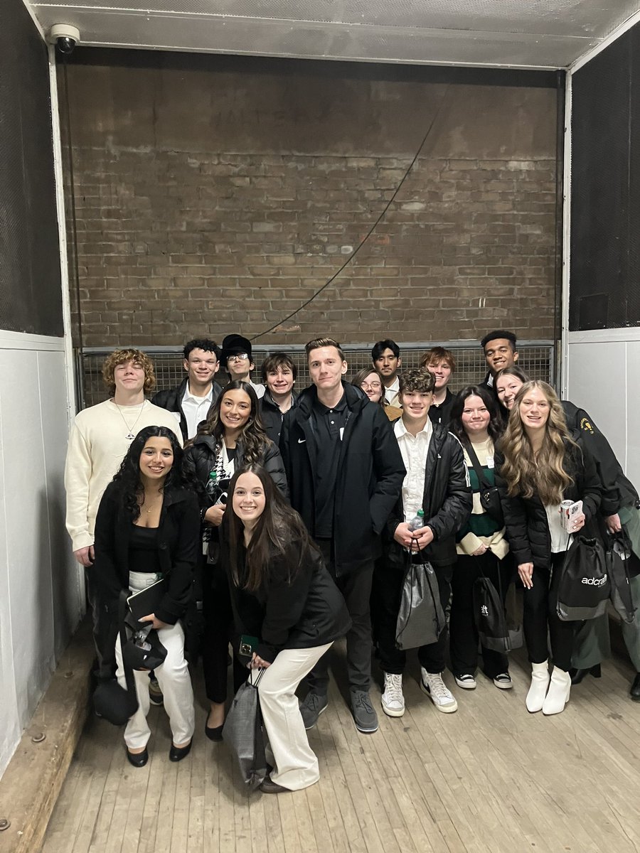 Took a group of seniors to the Adcraft FutureCraft to meet with executives and learn about careers in Marketing & Advertising. Kids had a great time networking and exploring career possibilities with top Detroit firms. @FraserSchools @BrasureCTE @PrincipalSines @AdcraftDetroit