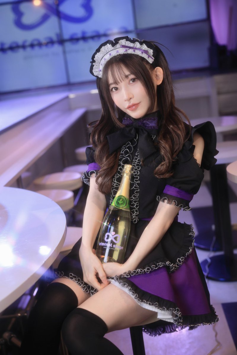 エターナルステージの新制服

神すぎた😈✨

ヘアメはヲタ美さん🫶
撮影は黒澤さん🫶 https://t.co/81xgZL30Wc