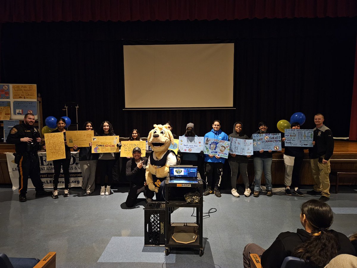 Mr. Jason Yanchuck (@yanchuck_ftps) on Twitter photo Our SGS 7th graders in Mrs. Francis & Mr. Yanchuck’s Health classes graduated the Law Enforcement Against Drugs program today. Thank you <a href="/FTPDSomersetNJ/">Franklin Twp PD</a> for coming in & teaching our students while making positive connections with them! <a href="/SGS_FTPSchools/">Rebekah Solomon</a> <a href="/MrSheffrin_FTPS/">Jared Sheffrin</a> Our SGS 7th graders in Mrs. Francis & Mr. Yanchuck’s Health classes graduated the Law Enforcement Against Drugs program today. Thank you <a href="/FTPDSomersetNJ/">Franklin Twp PD</a> for coming in & teaching our students while making positive connections with them! <a href="/SGS_FTPSchools/">Rebekah Solomon</a> <a href="/MrSheffrin_FTPS/">Jared Sheffrin</a>