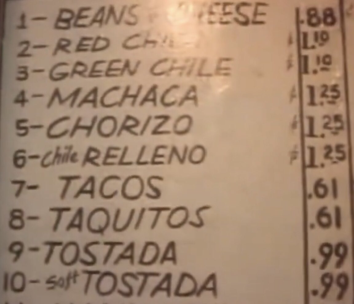 mattsradio's tweet photo. @iseehawksinla That menu is pretty much perfect. https://t.co/JJSZRQqWN4