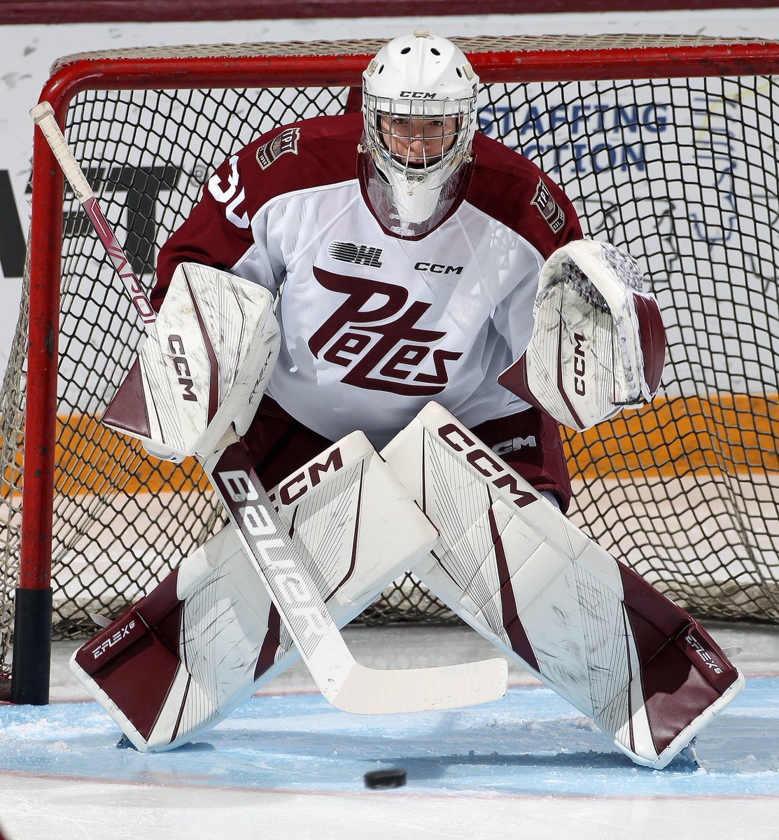Eastern Rye and the #Petes have snapped the London Knights 14 game winning streak! 

McCallum with the winner in the shootout. 

#YOUNGGUNS