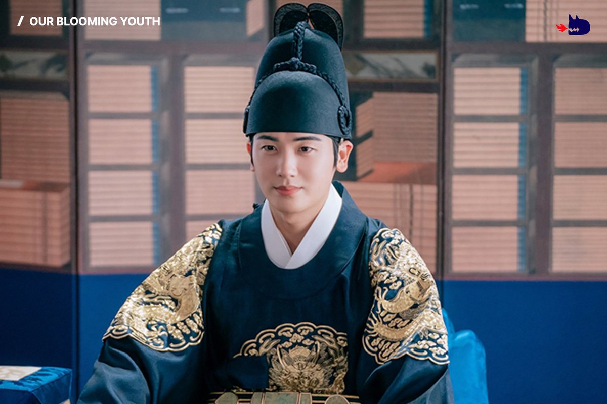 Watch the characters of Studio Dragon drama who look good in historical drama clothes.
<Captivating The King> airs on TVING and Netflix on Saturday and Sunday.
#StudioDragon #CaptivatingTheKing #UndertheQueensUmbrella #TheCrownedClown #OurBloomingYouth #100DaysMyPrince #kdrama