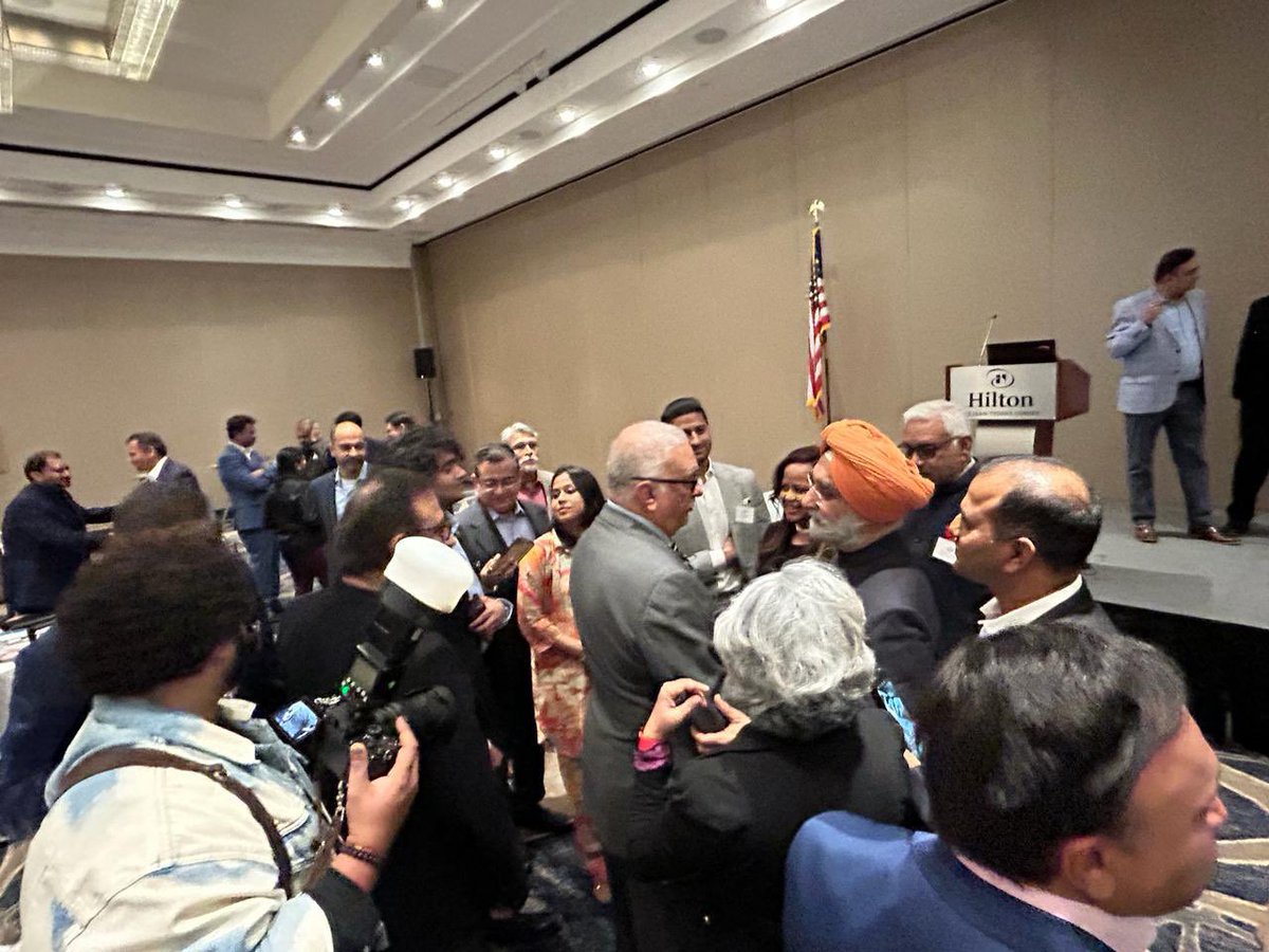 Delighted to address CEOs, entrepreneurs, and industry leaders at a farewell reception organized by the Indian-American Business Impact Group. Thank @Ravi_Puli for organizing.