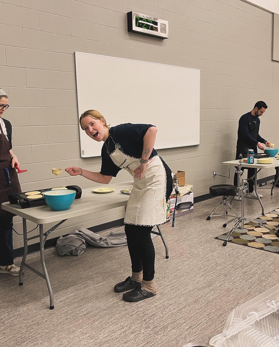 PTCollegiateWpg's tweet photo. #ptcspirit #ptccommunity thank you to all the amazing staff who volunteered to cook and provide students with pancakes this morning. #wheretobe? PTC! Now for a weekend of ๐ Amazing! https://t.co/LpxIL50xpE