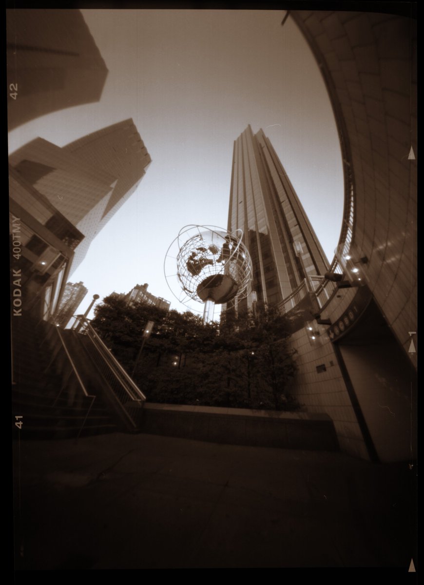 k_photo_tokyo's tweet photo. #pinhole #pinholephotography #filmphotography
#400TMY #TMAX 6x9 https://t.co/tCe9L2U6gj