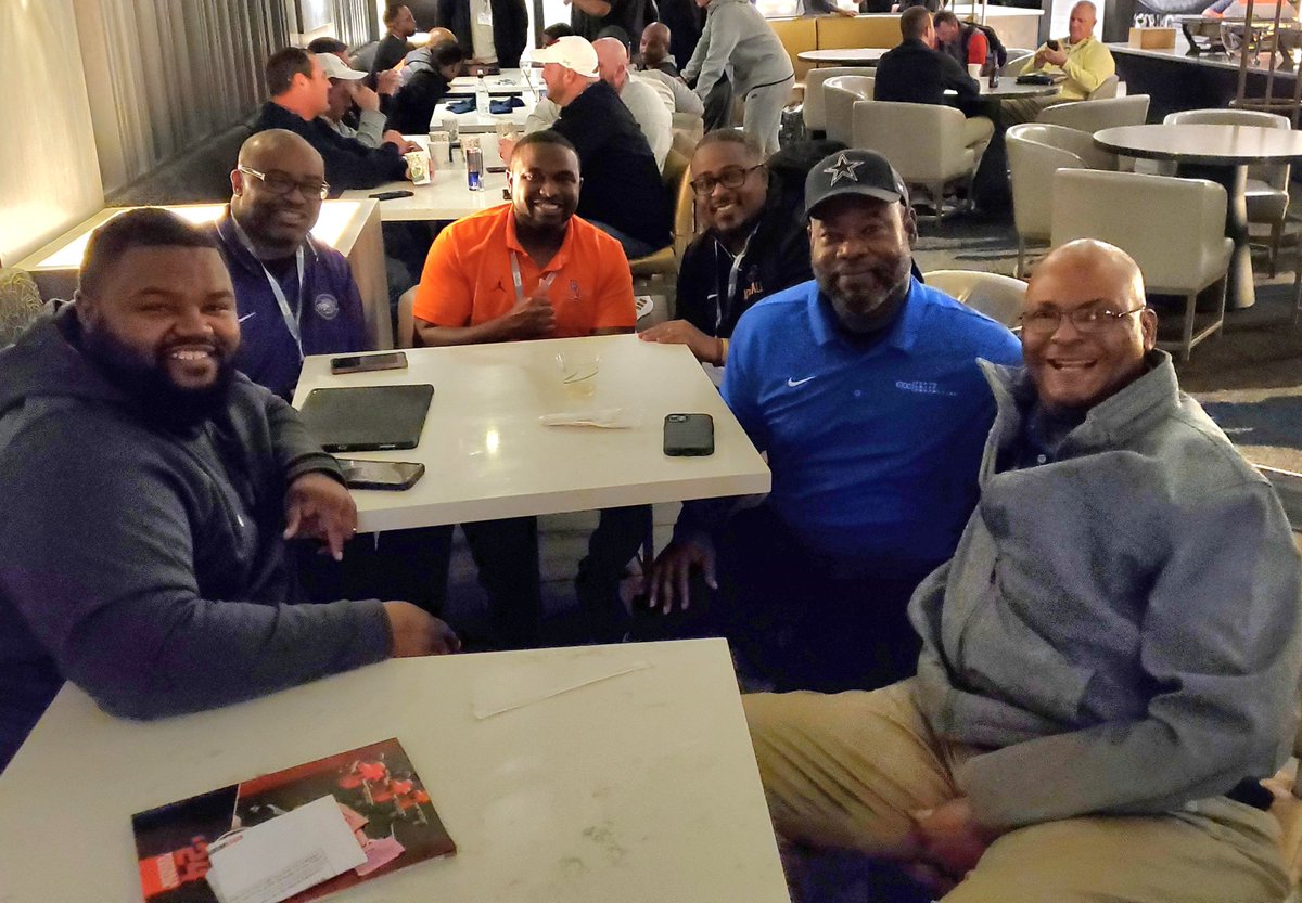 bigmikerob tweet media