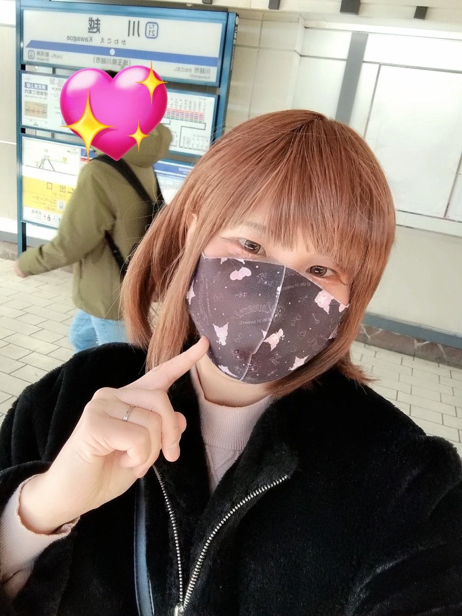 gomajoth's tweet photo. 駅に登場！
週末女装戦士っ！！🥰🥰🥰🥰

☀週末女装戦士系ごまたん☀ https://t.co/voannExGk7