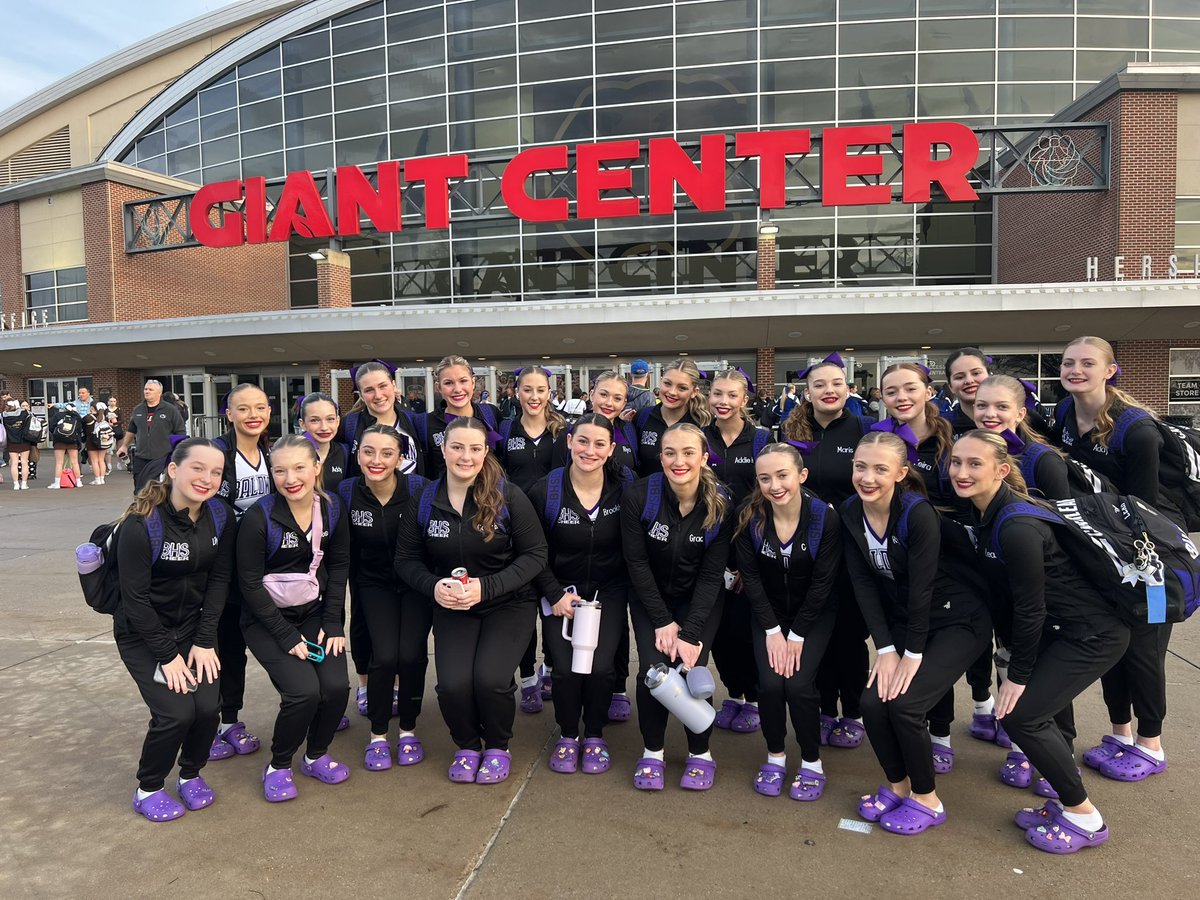 STRAIGHT THROUGH TO FINALS ✨ BACK ON THE MAT TOMM. @ 12:20! 💜 #ALLINFORBALDWIN #PIAASTATES