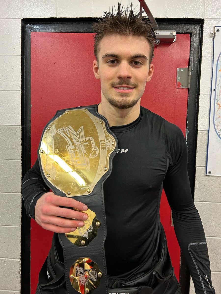 Stephen Toltl made 36 saves for his second 8-0 shutout of the week in Burlington tonight.
The rookie is from nearby Binbrook.

At the other end, Peter Kioussis had his 28th goal and three assists.

Three straight wins and points in four straight games.