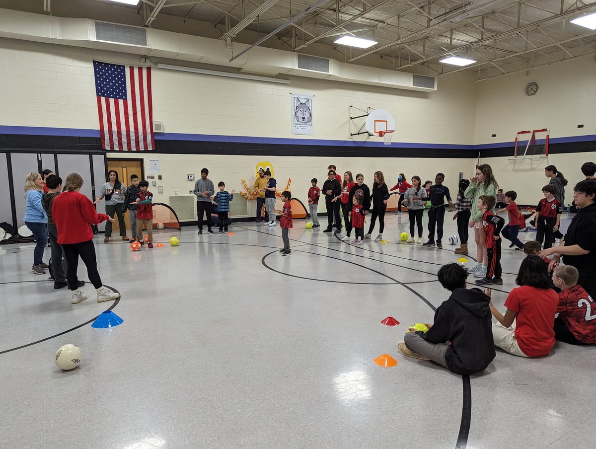 SAATOPSoccer's tweet photo. Our first practice of 2024 was filled with both soccer and music thanks to our favorite guest coach, Miss Wanda with #MindsWithMotion 🎶🥁⚽ https://t.co/wILY0uaf2R