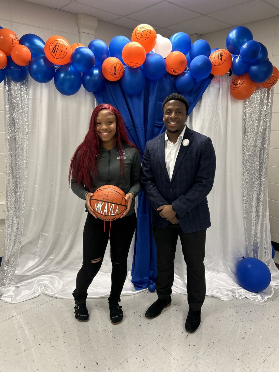 Sy Butler tweet media