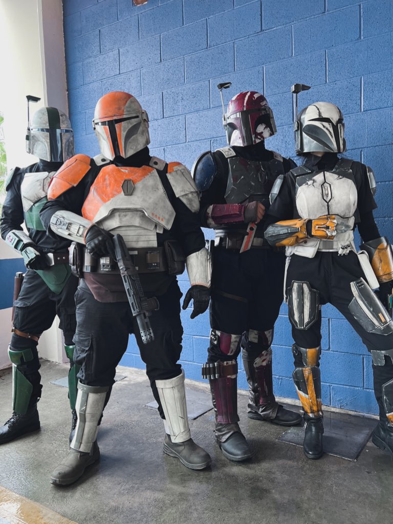 Heavy_Mando's tweet image. I forgot to post it on here but here’s da squad! #TheMandalorian #republiccommando #mandaloriancosplay