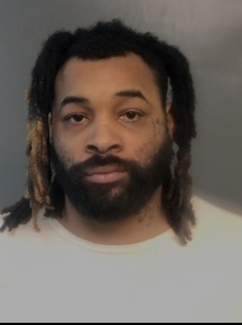 Trooper Corey King (@kingofksp) on Twitter photo 🚨HENDERSON CO🚨
<a href="/kystatepolice/">KY State Police</a> troopers are investigating an inmate escape at the Henderson Co Detention just after 9pm
Tylee Thompson, 33 of Cincinnati LS on foot heading north-east in tan inmate attire
Thompson is BM, 5'11", Bro, Bro
Call Law Enf if you have any information 🚨HENDERSON CO🚨
<a href="/kystatepolice/">KY State Police</a> troopers are investigating an inmate escape at the Henderson Co Detention just after 9pm
Tylee Thompson, 33 of Cincinnati LS on foot heading north-east in tan inmate attire
Thompson is BM, 5'11", Bro, Bro
Call Law Enf if you have any information