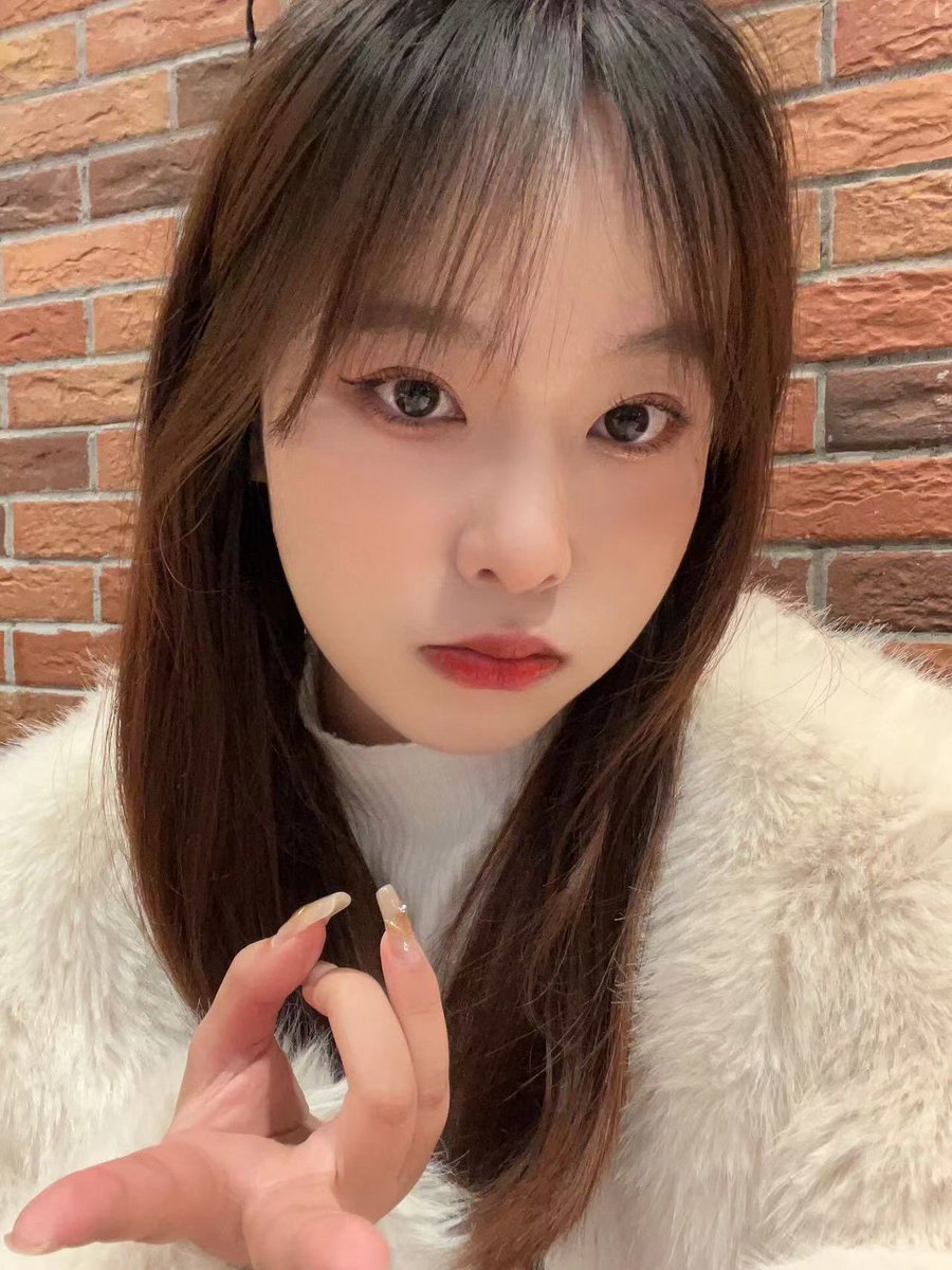 Q. 3806487608
#成都
#成都武侯区
#本人👩‍🦰 🌿